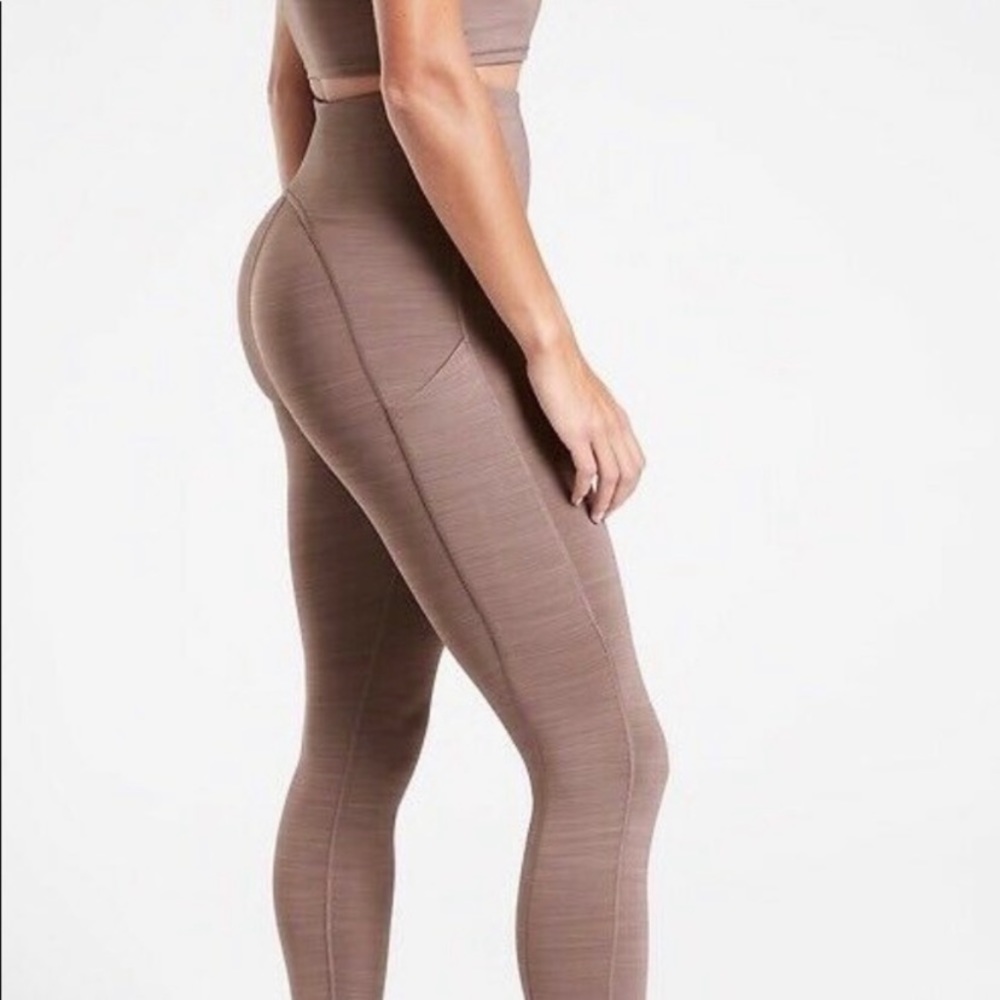 Athleta Ultimate Stash Pocket Space Dye 7/8 tight